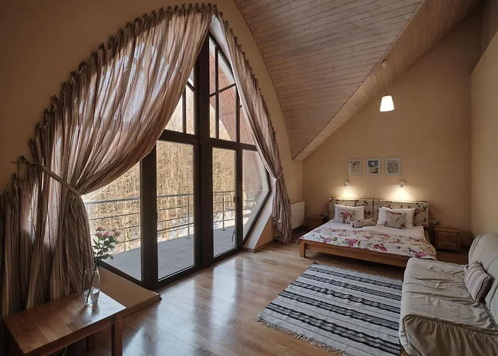 Otel Kvitka Svalyava
